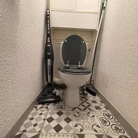 Appartement Cosy Aux Deux Alpes Pour 4 Pers Avec Parking Et Casier à - Fr-1-516-219 *